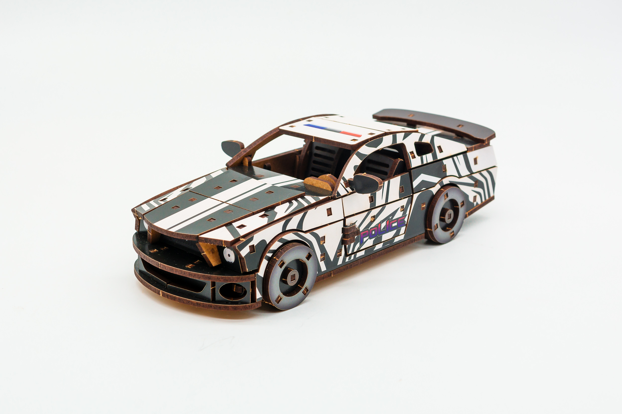 Дерев'яний 3D конструктор Muscle car GT (біла) в картонній упаковці