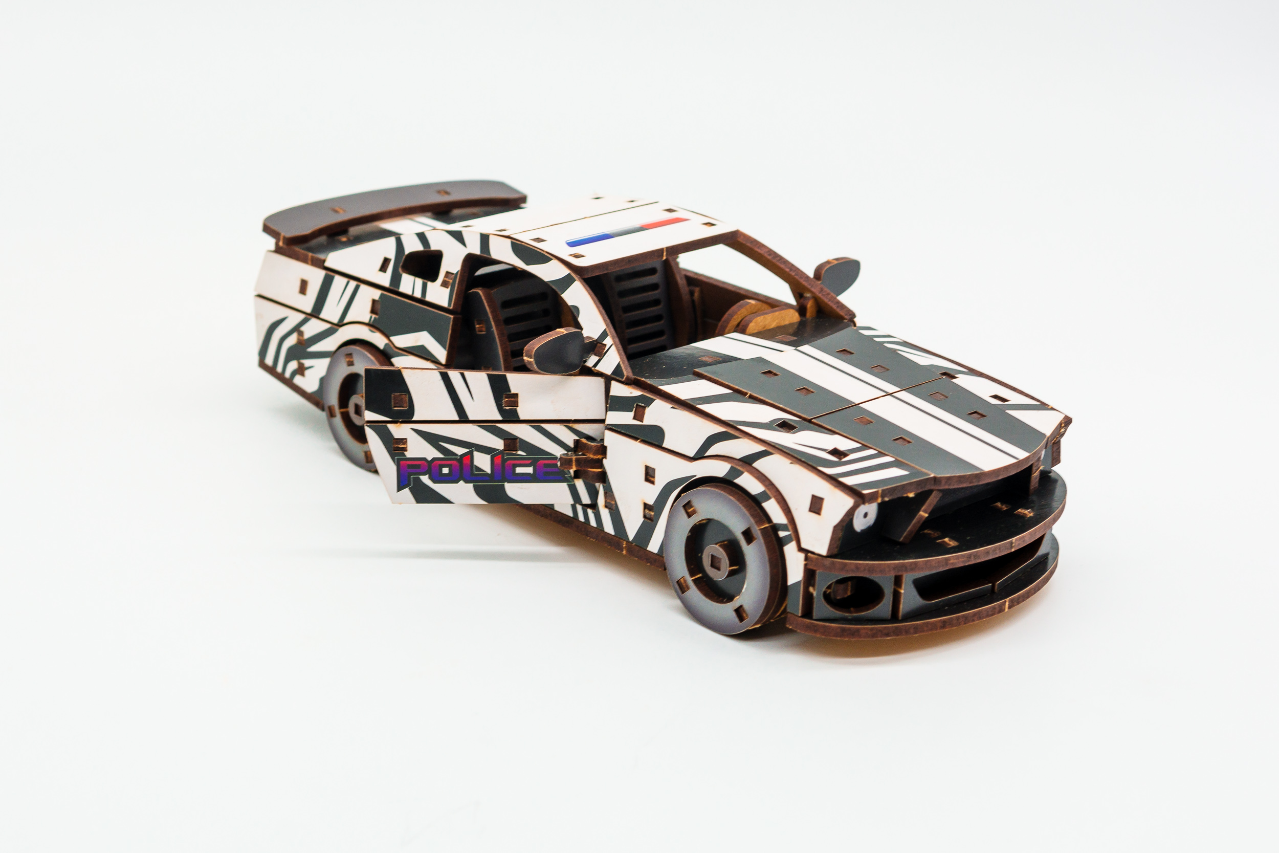 Дерев'яний 3D конструктор Muscle car GT (біла) в картонній упаковці